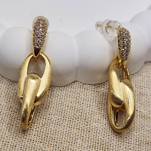 Buy-Clink-Gold-Link-Earrings-Online