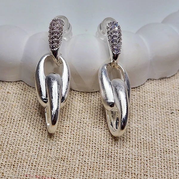 Clink-Silver-Link-Earrings-for-Women