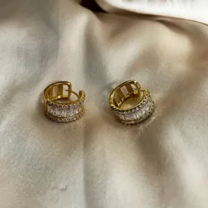 Gold-Classic-Baguette-Earrings